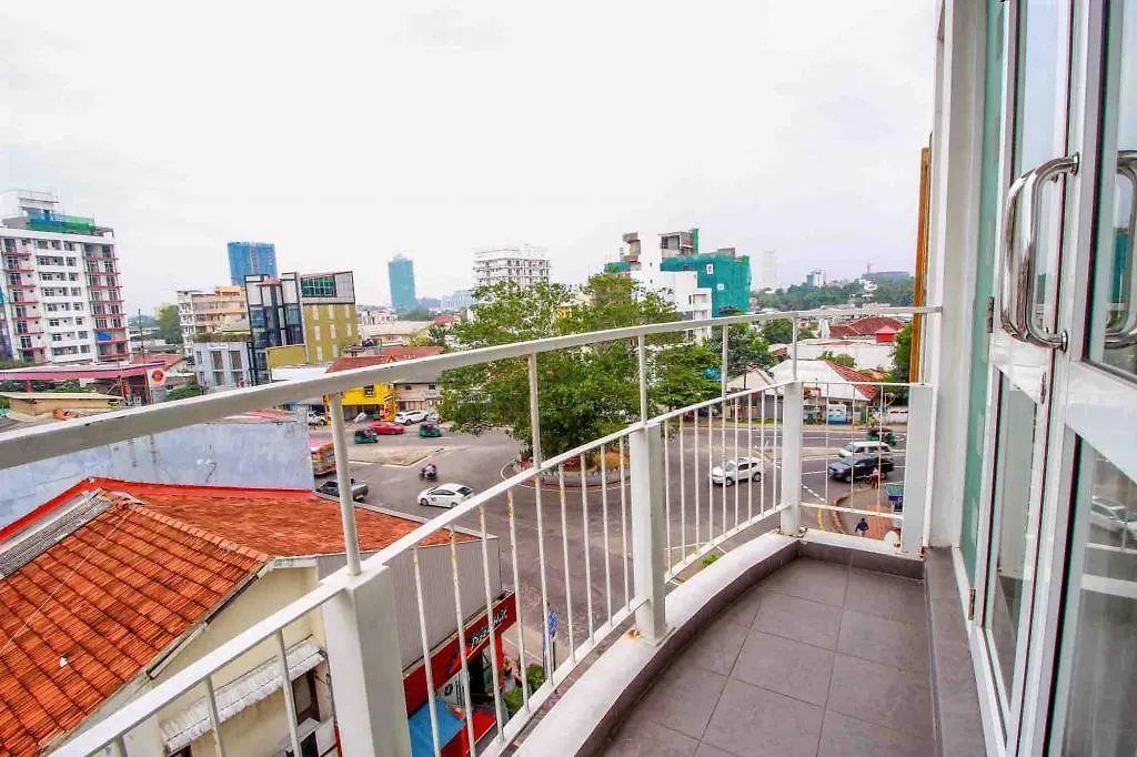 City Square Residencies Kolombo Apartmán